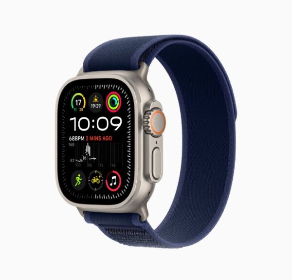 Group image of various apple watches ultra in different color options. Trail Loop For all sports and workouts.